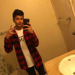 Meet your Posher, Adrian